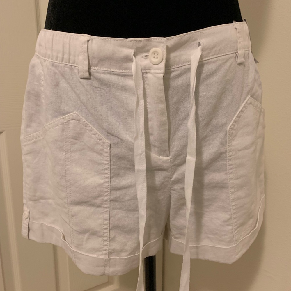 New York & Company White Linen Shorts